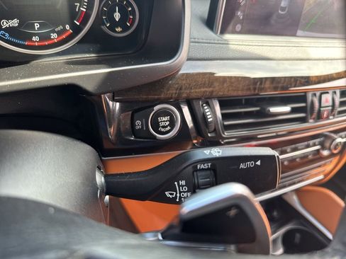 Used 2019 BMW X6 xDrive35i w/ Convenience Package AWD/4WD image 39