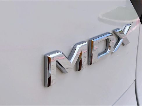 Used 2026 Acura MDX w/ Technology Package FWD image 10