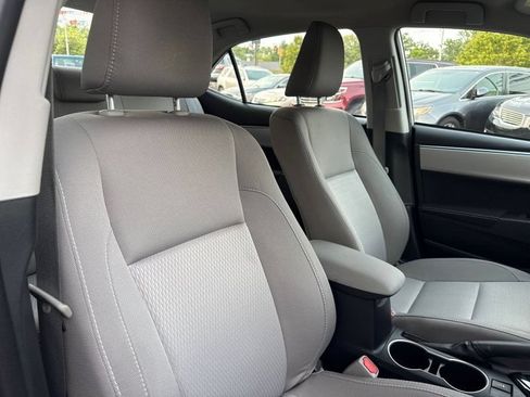 Used 2014 Toyota Corolla LE FWD image 18