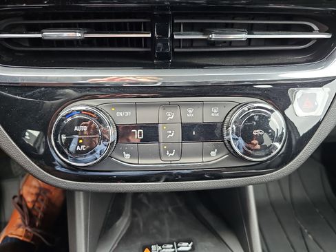 Used 2026 Buick Envista Sport Touring w/ Convenience I Package FWD image 20