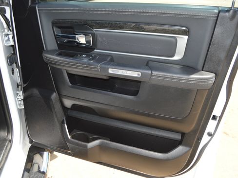 Used 2015 RAM 1500 Limited AWD/4WD image 22