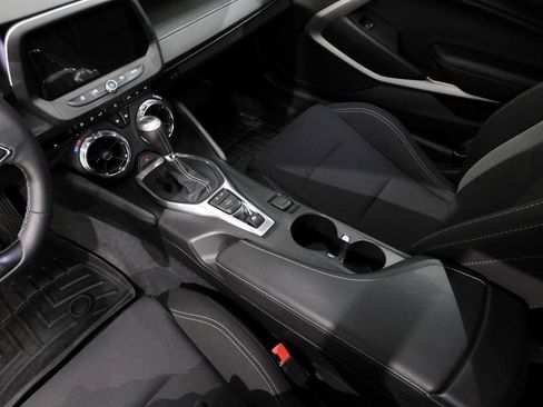 Used 2018 Chevrolet Camaro SS RWD image 54