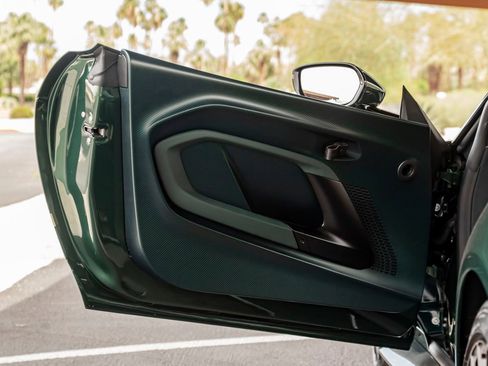 Used 2024 Aston Martin Valour RWD image 16