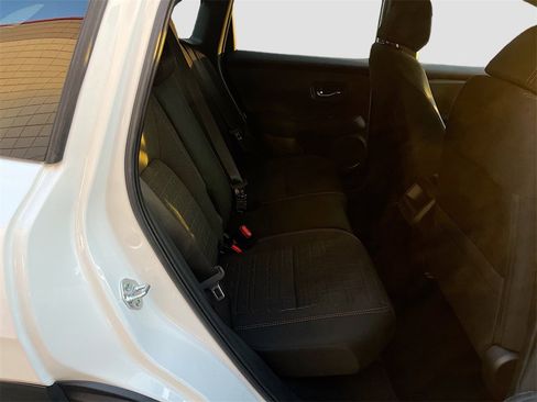 Used 2024 Honda HR-V Sport image 25