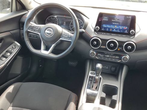 Used 2024 Nissan Sentra SR FWD image 12
