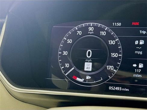 Used 2019 Land Rover Range Rover Long Wheelbase Supercharged image 13