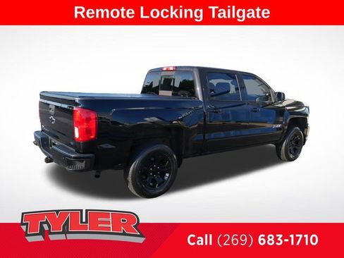 Used 2017 Chevrolet Silverado 1500 LTZ Z71 w/ LTZ Plus Package AWD/4WD image 8