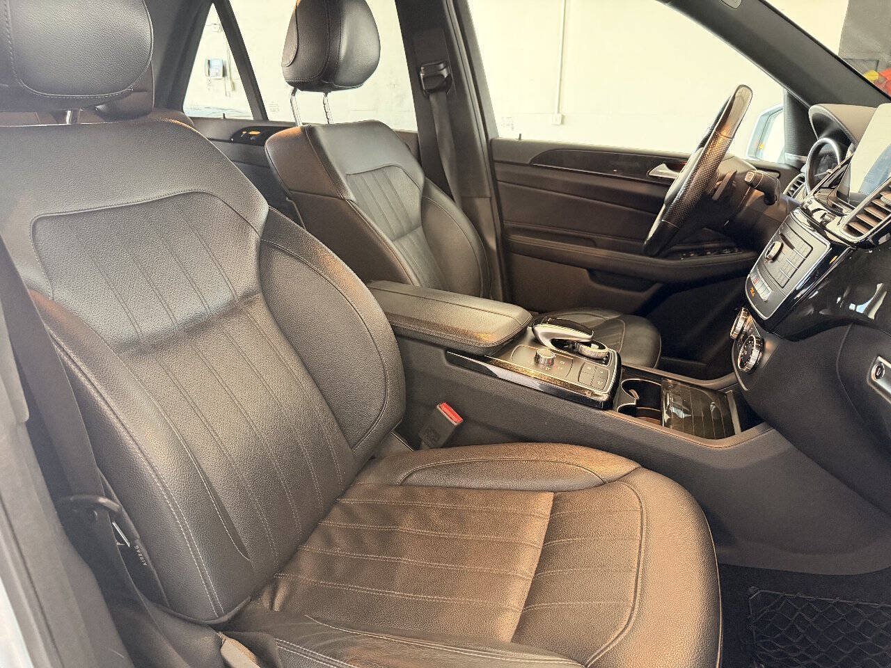 Used 2018 Mercedes-Benz GLE 350 4MATIC image 20