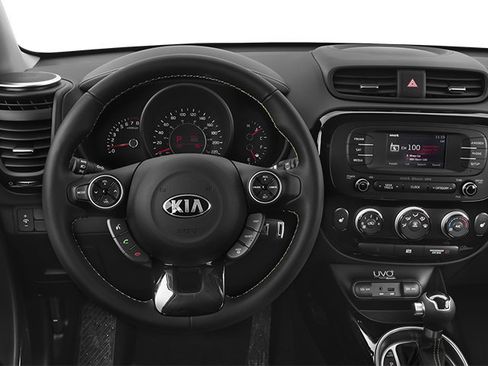 Used 2014 Kia Soul + FWD image 9
