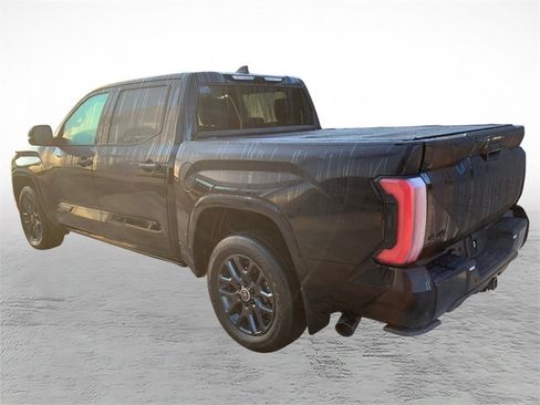 Used 2024 Toyota Tundra Platinum AWD/4WD image 4