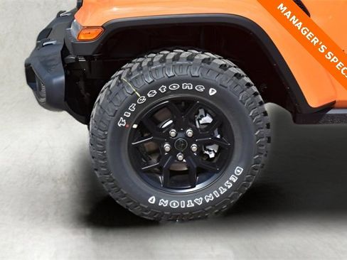 New 2025 Jeep Gladiator Willys image 9