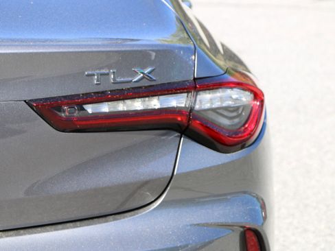Used 2025 Acura TLX w/ Technology Package FWD image 7