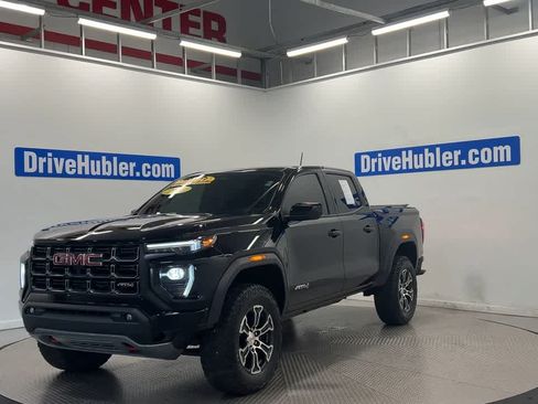 Used 2023 GMC Canyon AT4 w/ AT4 Premium Package AWD/4WD image 6