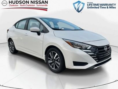 New 2025 Nissan Versa SV w/ Trunk Package