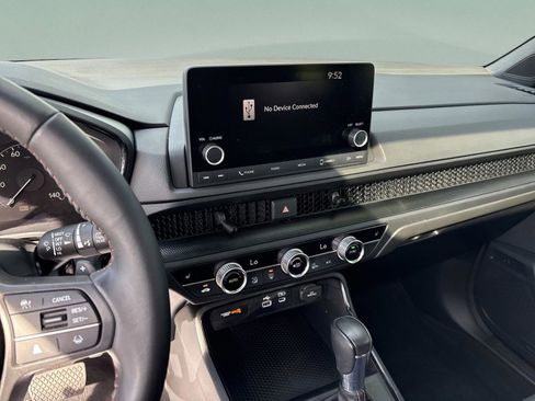 Used 2024 Honda CR-V Sport image 13