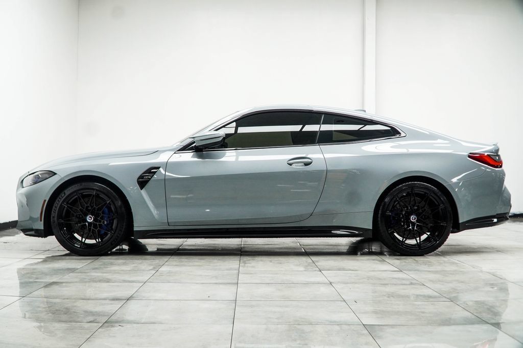 Used 2022 BMW M4 Coupe w/ Executive Package RWD image 14