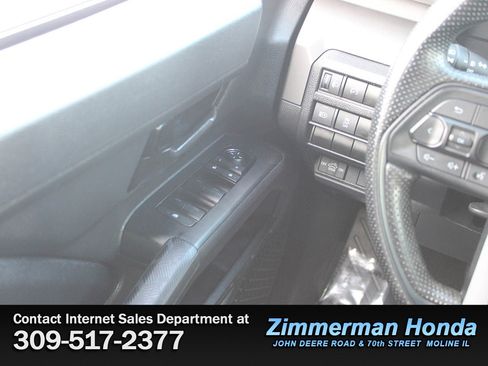 Used 2024 Toyota Tacoma SR5 image 12