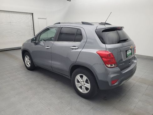Used 2019 Chevrolet Trax LT w/ LT Convenience Package AWD/4WD image 3