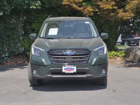 Used 2024 Subaru Forester Limited AWD/4WD image 34