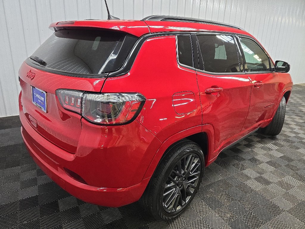 Used 2022 Jeep Compass Limited AWD/4WD image 10