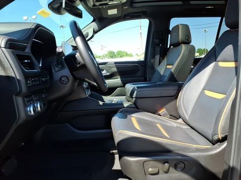 Used 2024 GMC Yukon AT4 w/ AT4 Premium Plus Package AWD/4WD image 20