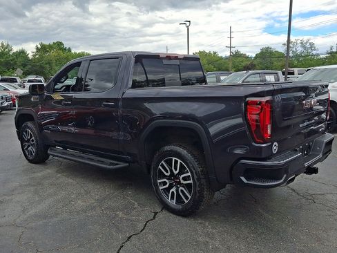 Used 2025 GMC Sierra 1500 AT4 w/ AT4 Premium Package AWD/4WD image 4
