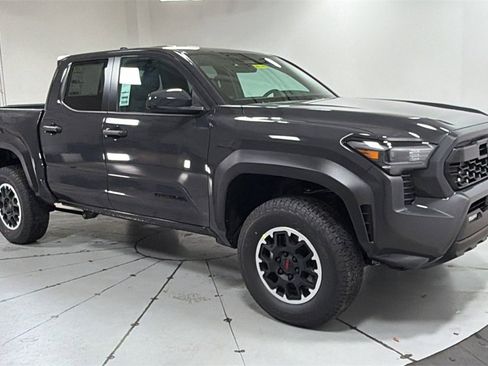 New 2026 Toyota Tacoma TRD Off-Road image 3