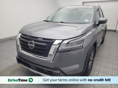 Used 2022 Nissan Pathfinder Platinum w/ Cargo Package
