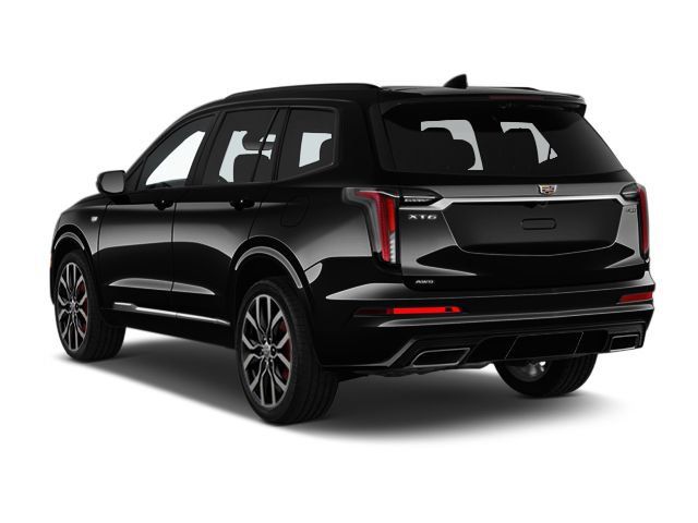 Used 2022 Cadillac XT5 Sportv w/ Technology Package AWD/4WD image 2