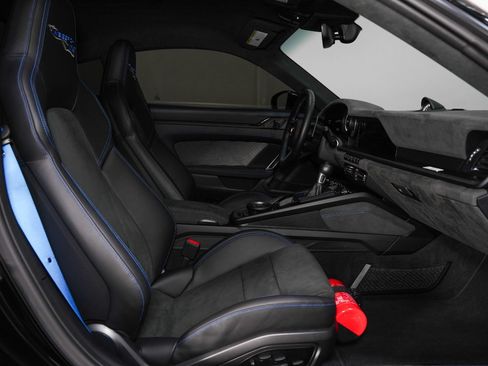 Used 2025 Porsche 911 GT3 RS w/ Weissach Package RWD image 28