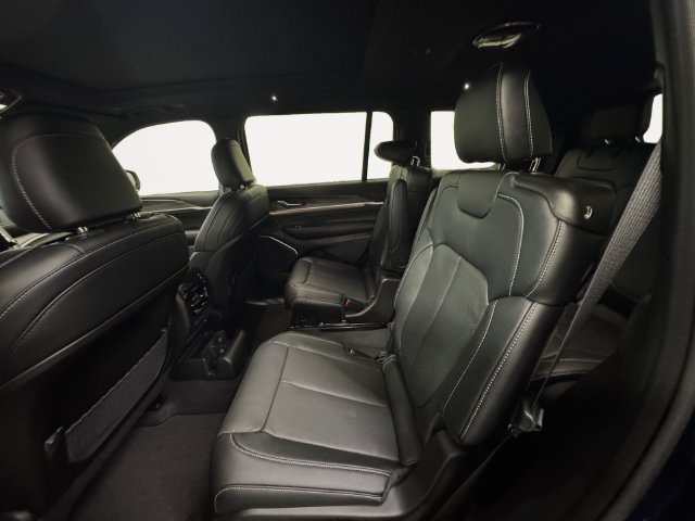 New 2027 Jeep Grand Cherokee L Limited AWD/4WD image 26
