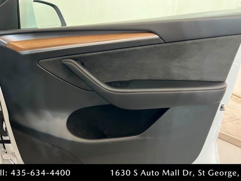 Used 2023 Tesla Model Y Performance AWD/4WD image 23