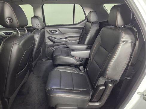 Used 2020 Chevrolet Traverse RS FWD image 23
