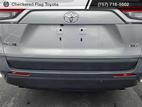 Used 2025 Toyota RAV4 XLE FWD image 7