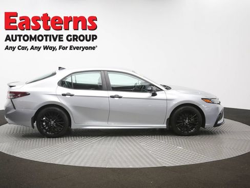 Used 2022 Toyota Camry SE FWD image 40