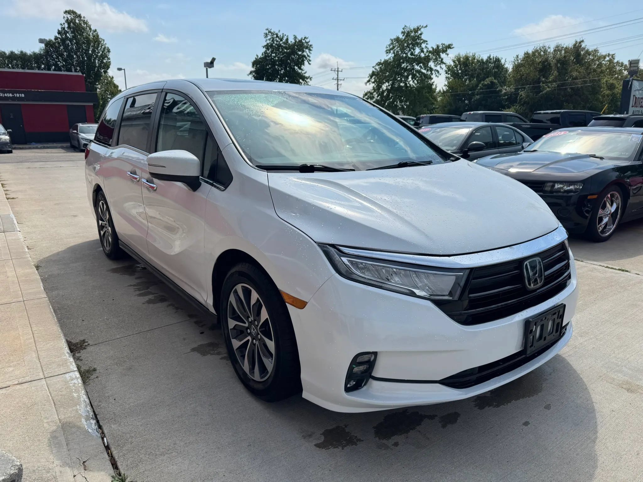 Used 2021 Honda Odyssey EX-L image 3