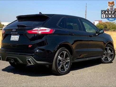 Used 2022 Ford Edge ST image 13