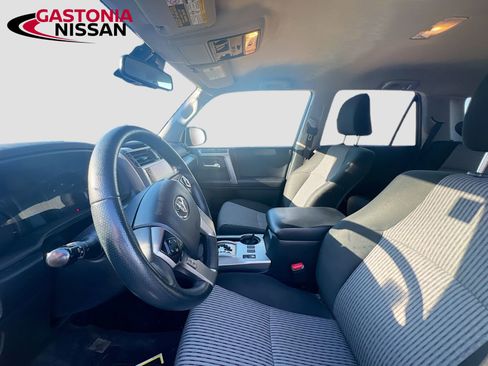 Used 2022 Toyota 4Runner SR5 image 27