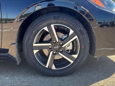 Used 2024 Nissan Sentra SV image 8