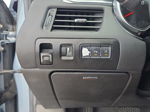 Used 2014 Chevrolet Impala LTZ FWD image 22