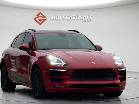 Used 2017 Porsche Macan GTS AWD/4WD image 14
