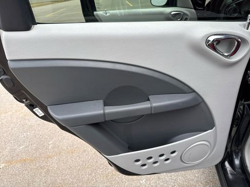 Used 2010 Chrysler PT Cruiser w/ PT Cruiser Couture Edition image 15