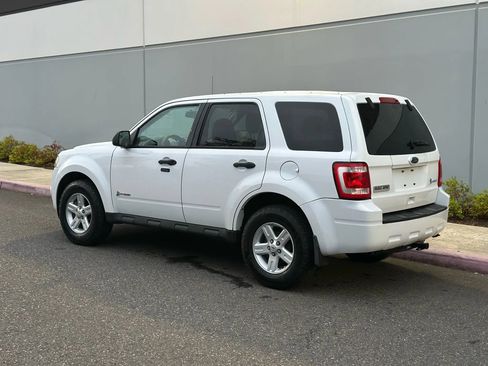 Used 2011 Ford Escape 4WD Hybrid image 3