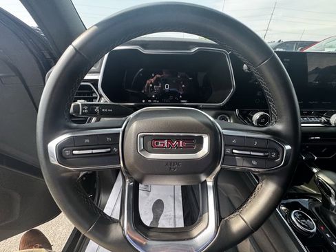 Used 2023 GMC Canyon Elevation w/ Elevation Premium Package image 13