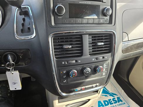 Used 2014 Dodge Grand Caravan American Value Package image 22