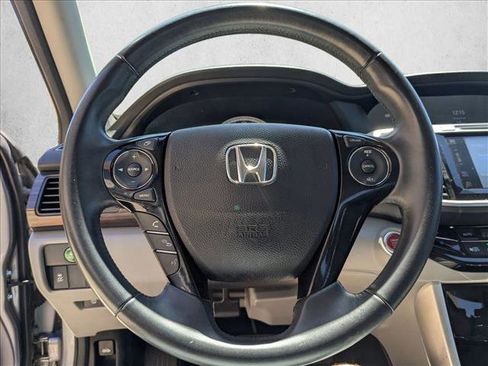 Used 2017 Honda Accord EX-L image 12
