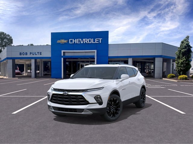 New 2026 Chevrolet Blazer LT w/ LPO, Black Sport Package FWD image 8