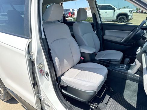 Used 2018 Subaru Forester 2.5i w/ Alloy Wheel Package AWD/4WD image 24