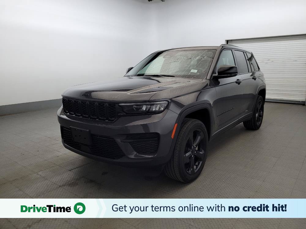 Used 2023 Jeep Grand Cherokee Altitude AWD/4WD image 1
