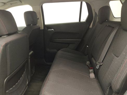 Used 2015 GMC Terrain SLE FWD image 18